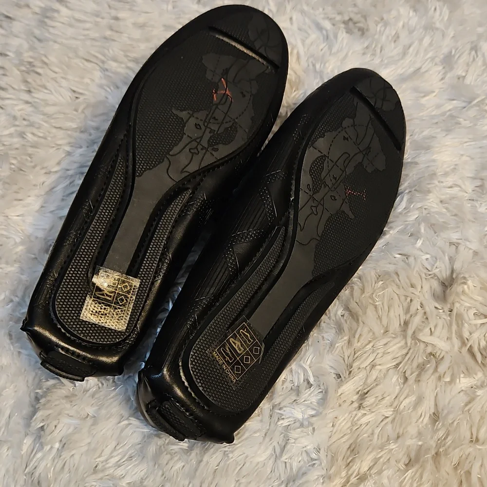 Black and Gold Slip-On Loafers‎ with Horsebit Detail